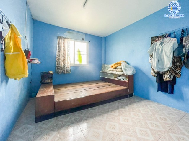 *****บ้านแฝดมือสองย่านปทุมธานี ม.การเคหะบางเดื่อ 346  บนเนื้อที่ 43.7 ตร.ว. ฟังก์ชัน 3 ห้องนอน 2 ห้องน้ำ 1 ที่จอดรถ ราคาถูก บนทำเลเชื่อมต่อหลายเส้นทาง ไม่ว่าจะเป็นถนน346, ถนนกรุงเทพ-ปทุมธานี, ถนนกาญจนาภิเษก จองด่วน!